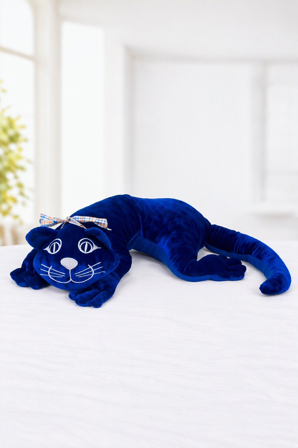 Weighted calming cat plush